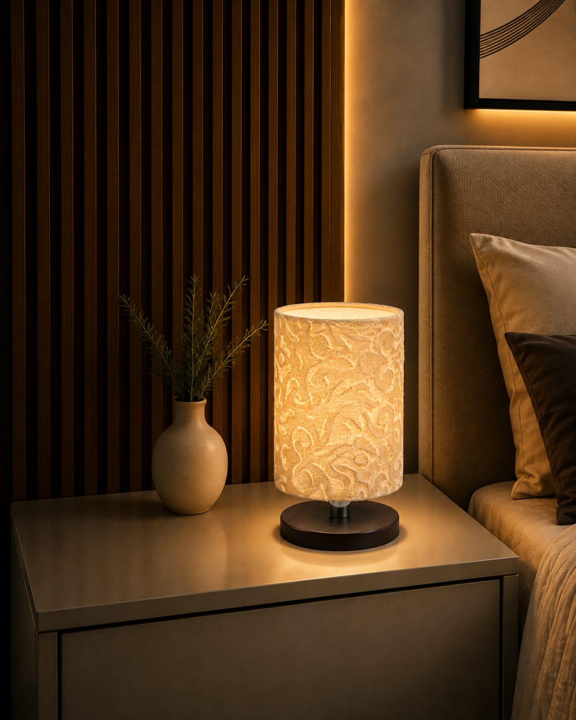 The Baroque Velvet Mini Table Lamp